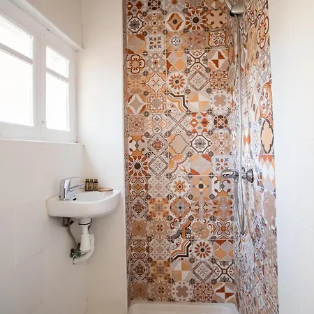 2esc1067 - Magnific 2br Flat In The Gothic Distric *